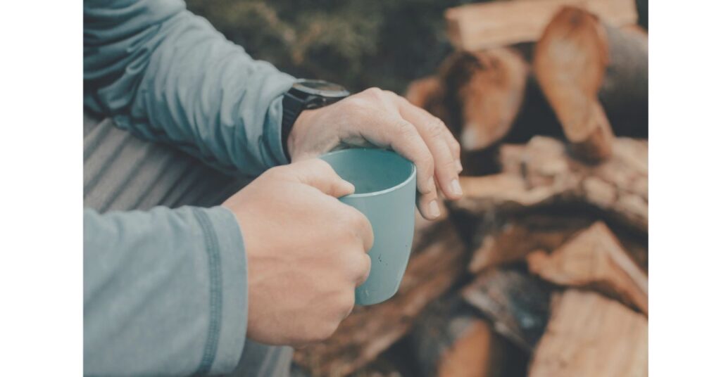 休職中 心の支えを求めて静かに過ごす時間のイメージ